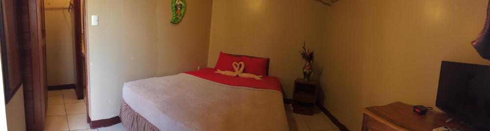 Room image 4
